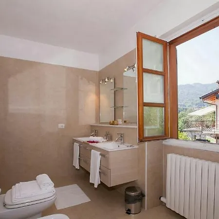 Villa Lakecomo - Ritrovo